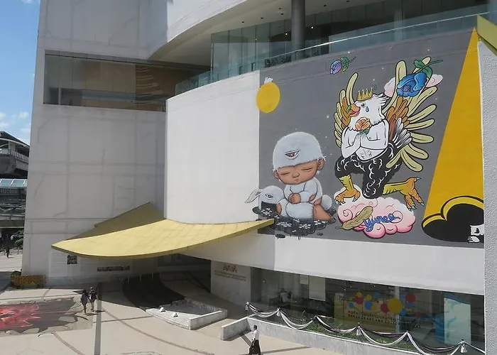 Siam Square House 3*